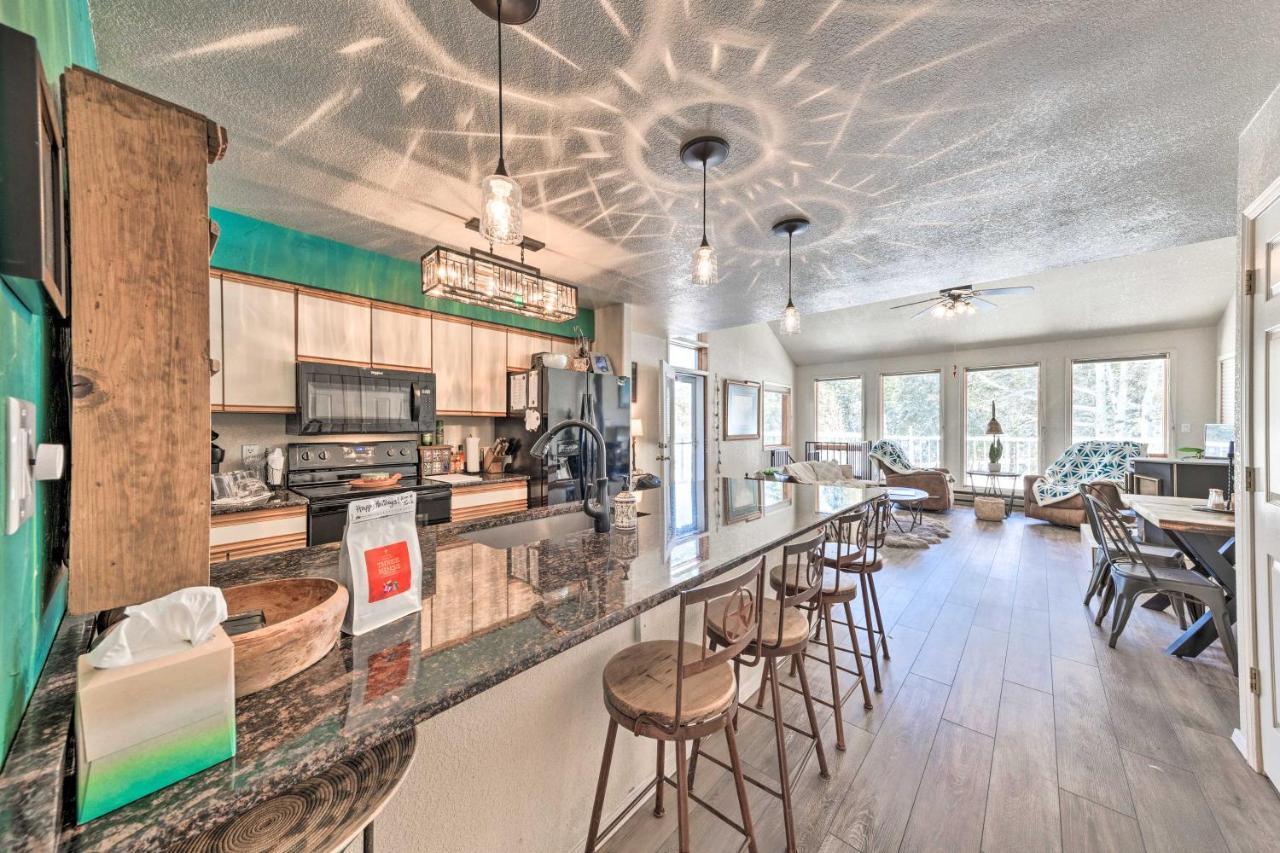 Bright Cloudcroft Condo With Game Room And Deck! Exterior foto
